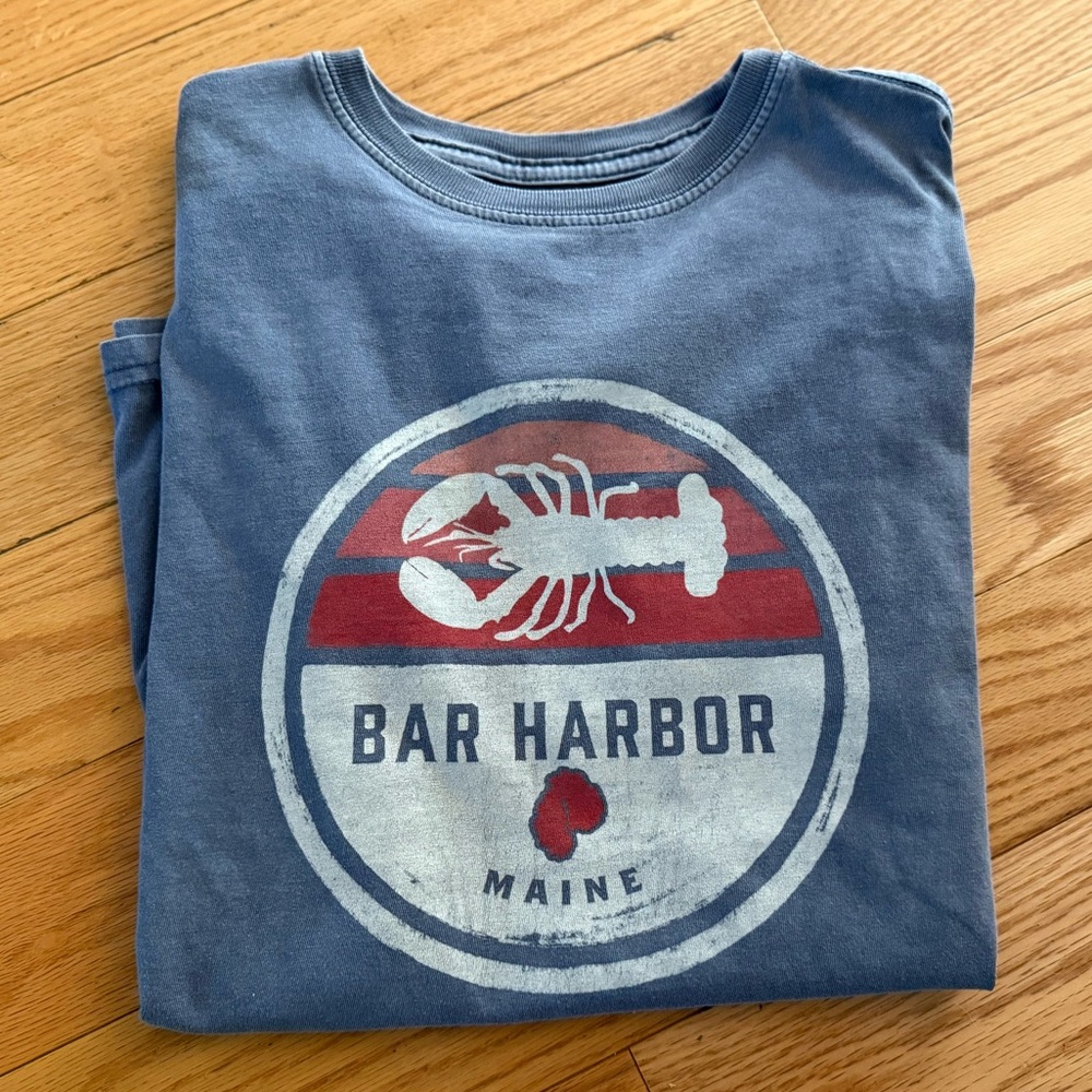 Legacy Brand Bar Harbor Maine lobster T-shirt YL vintage look